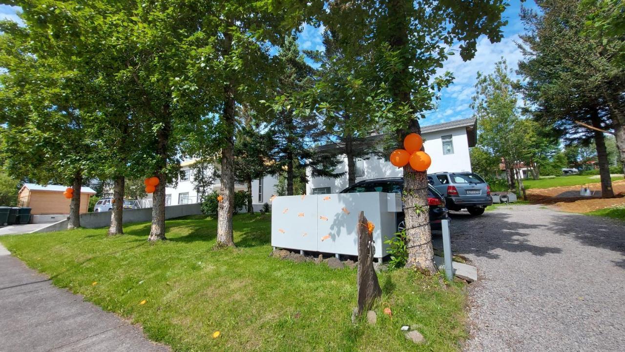 B&B Rooms Husavik 1 Zewnętrze zdjęcie
